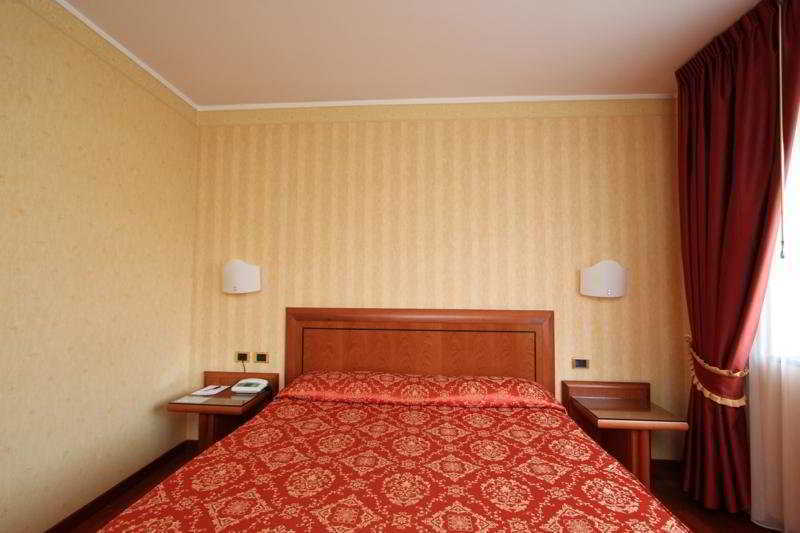 Palace 4*